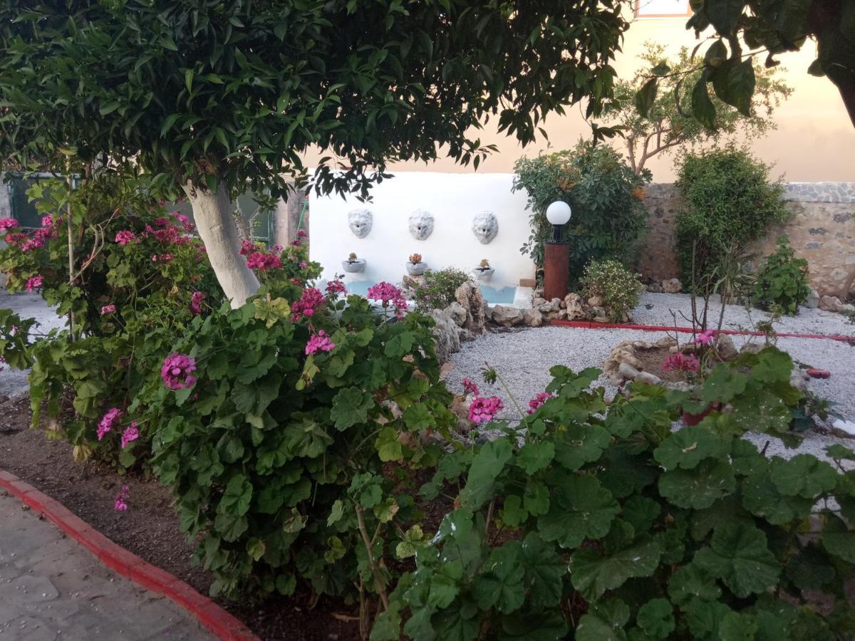 Εlegant Villa Liakos Pigí エクステリア 写真