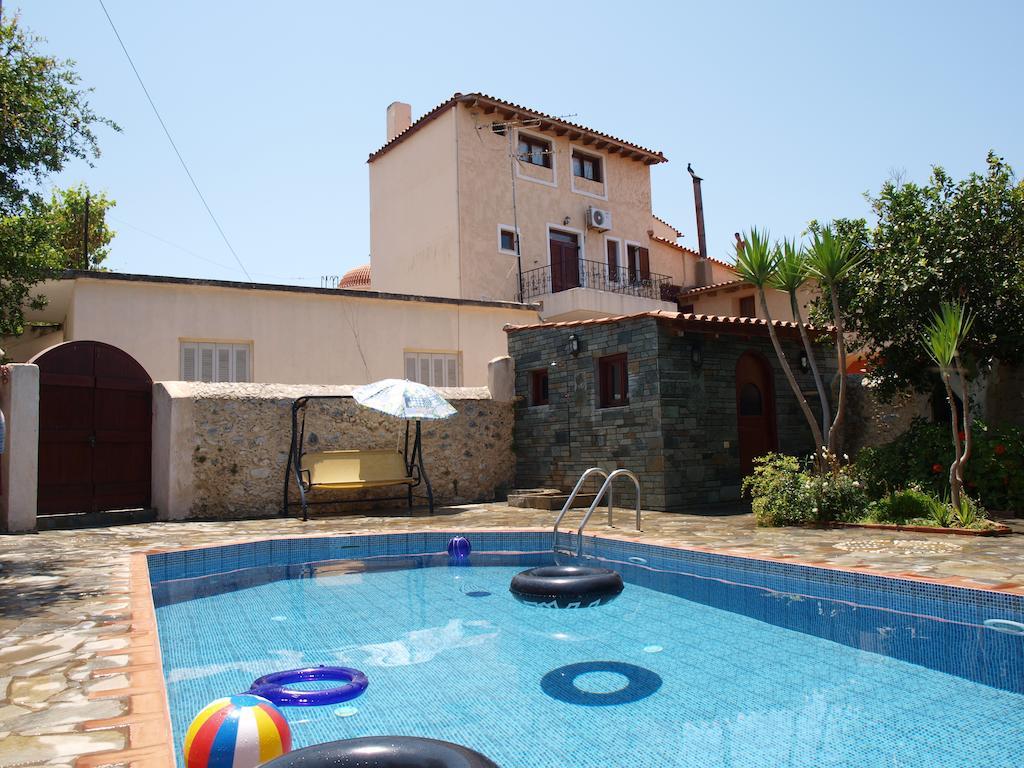 Εlegant Villa Liakos Pigí エクステリア 写真