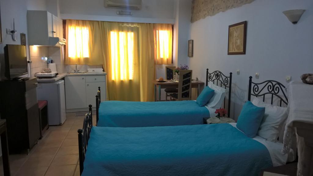Εlegant Villa Liakos Pigí エクステリア 写真